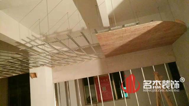 办公室羞羞视频网站入口现场.jpg