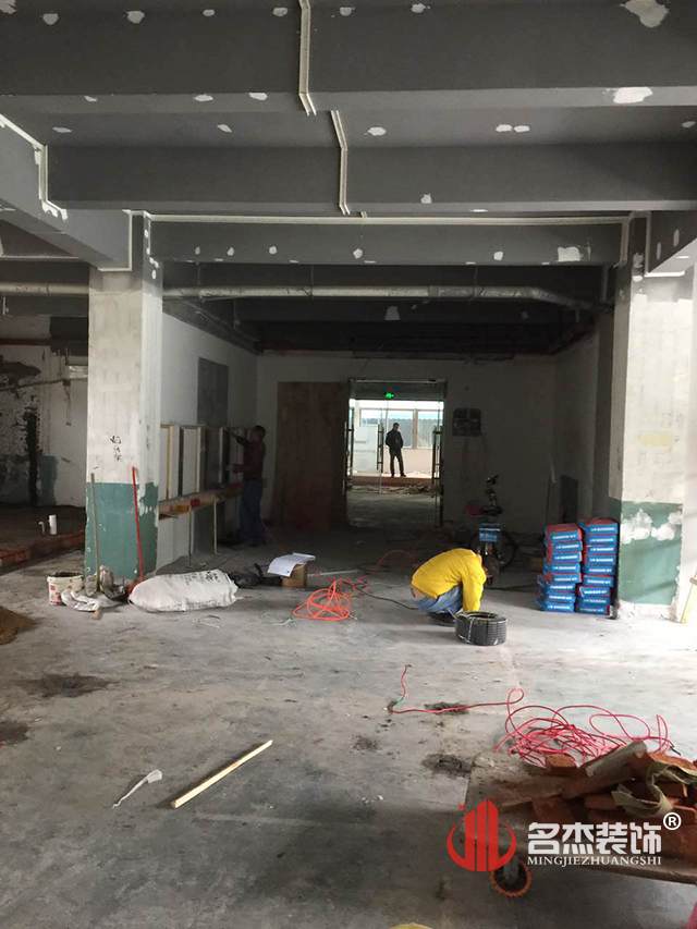 美容美发学校羞羞视频网站入口施工照.jpg