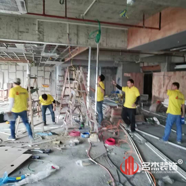 办公室羞羞视频网站入口施工照.jpg