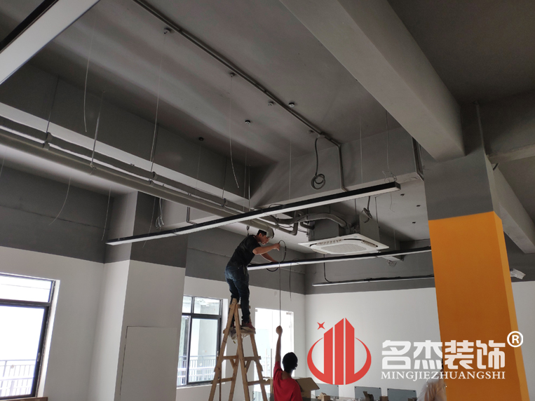 办公室羞羞视频网站入口