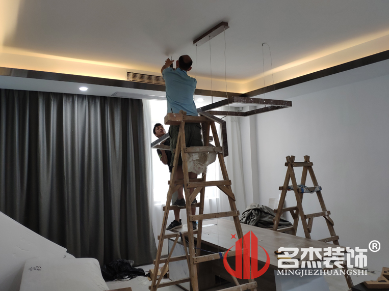 办公室羞羞视频网站入口