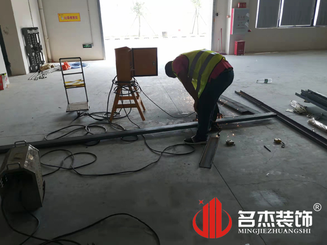 办公室羞羞视频网站入口设计