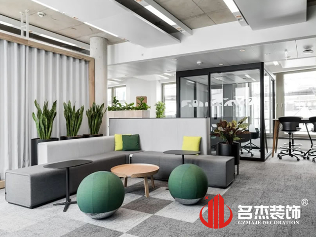 广州办公室羞羞视频网站入口设计案例